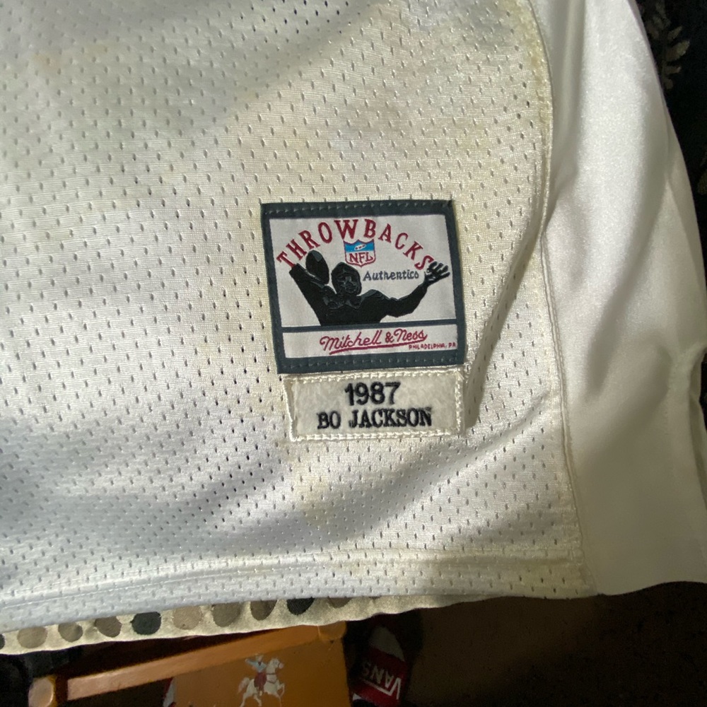 Bo Jackson - Picture 4 of 6